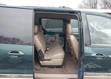 2001 Ford Windstar Sel z USA, uszkodzony, nr VIN 2FMDA53461BC09930